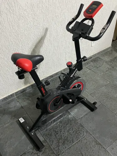 Bicicleta ergométrica roda inércia 20kg suporta até 120kg