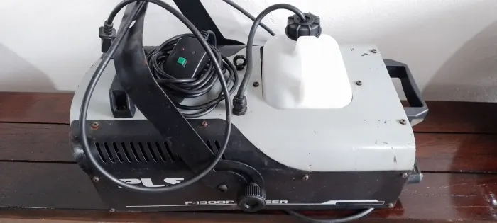 Maquina de fumaça pls f 1500 p