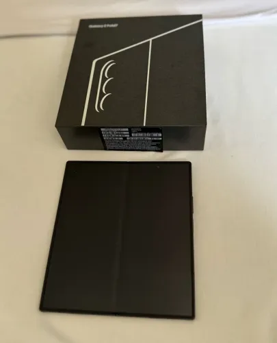 Samsung Galaxy Z Fold7 512 GB Preto - Impecável - Na GARANTIA apenas 1 Semana de Uso