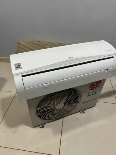Ar condicionado LG Inverter 12.000 BTU
