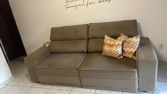 Sofá retrátrio