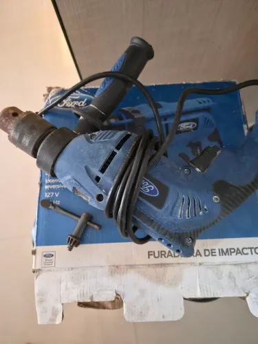 Furadeira Ford 500W