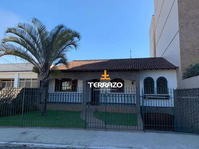 Casa com 3 dormitórios à venda, 429 m² por R$ 1.300.000,00 - São João - Volta Redonda/RJ