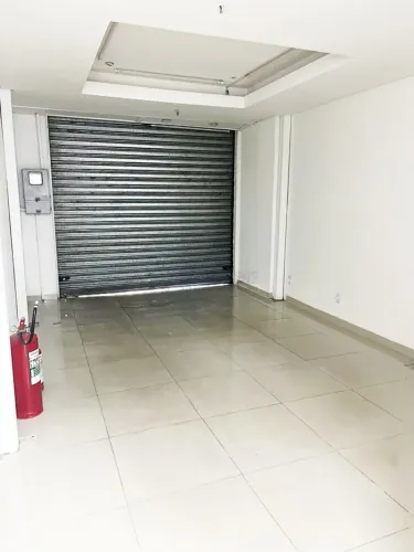 Locação de Sala Comercial no bairro Centro em São José dos Campos, SP.