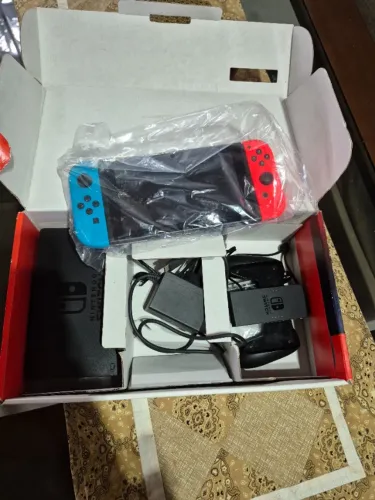 Nintendo Switch em perfeito estado