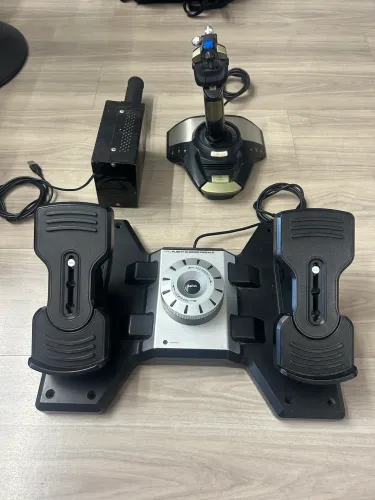 Kit Simulador de Voo (Helicóptero/Avião)