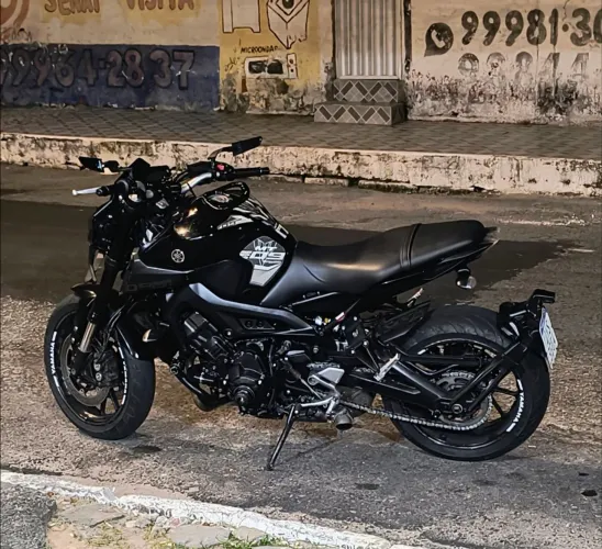 Mt-09 super conservada elas são nova pneu traseiro novo pastilhas pastilha T *19