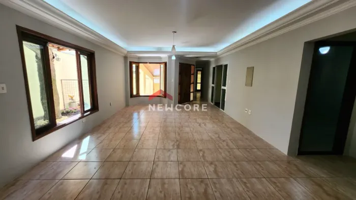 Casa de Vila em Rua Ana Laura de Almeida Martini - Jardim Residencial Deolinda Guerra - So