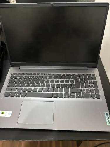 Notebook Lenovo IdeaPad 3 15ITL6 i5 11ª Geração | 8GB RAM | SSD 256GB | Windows 11