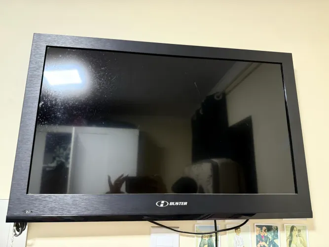 Vende-se TV 32 polegadas, funcionando perfeitamente.