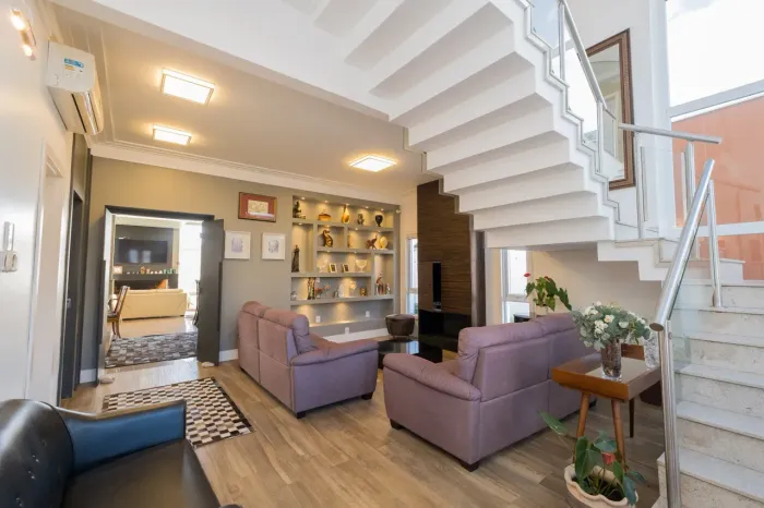 Casa à venda no Lagos de São Gonçalo, Pelotas - 363 m², 4 quartos (sendo 3 suítes), móveis