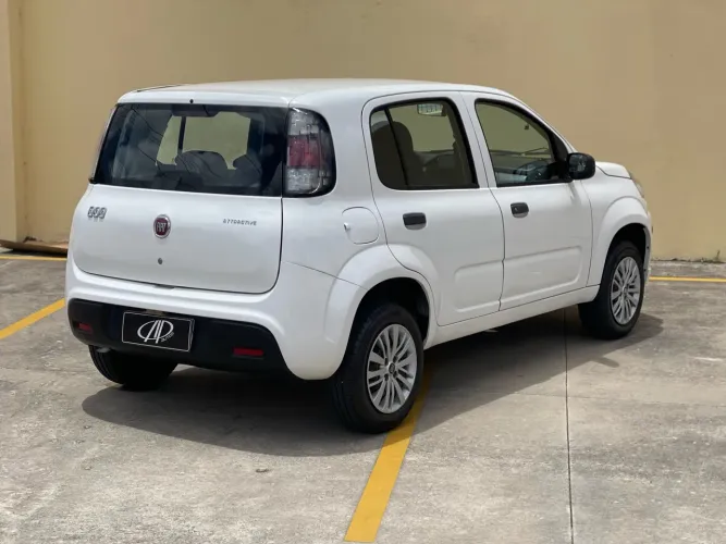 Fiat Uno Attractive 1.0 EVO Fire Flex 8V 5P 2020