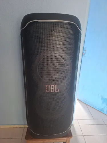 JBL PARTY-BOX 1100 ULTIMATE/BEM CONSERVADA COM NOTA FISCAL E TODA ORIGINAL DE FÁBRICA...