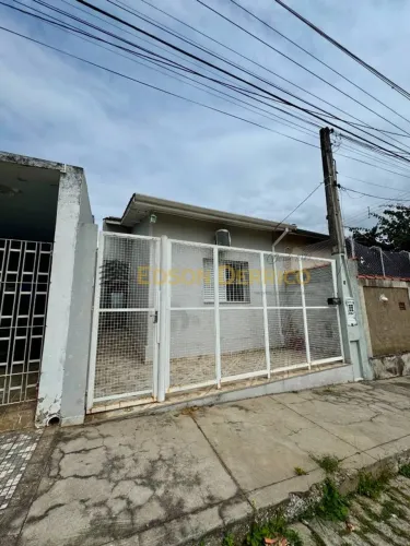 Casa com 2 quartos à Venda, Centro - Pindamonhangaba