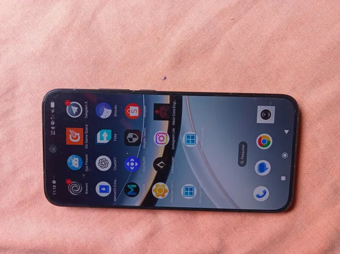 POCO F7 semi novo