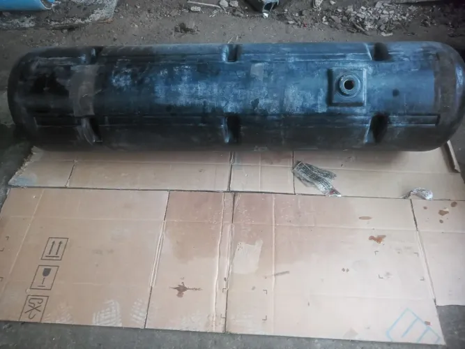 Tamque de combustivel Mercedes