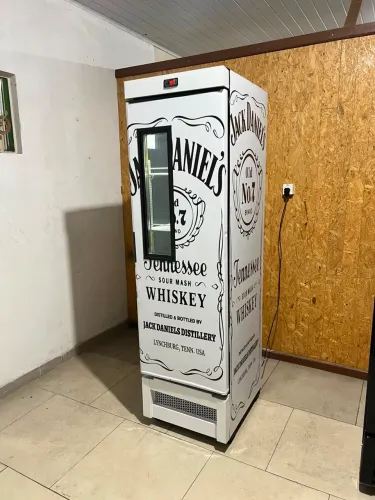 CERVEJEIRA SLIM JACK DANIELS FUNCIONANDO PERFEITAMENTE! 3 MESES DE GARANTIA! CHEGA ATÉ -6!