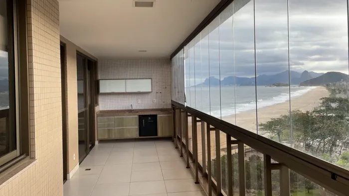 Apartamento para Venda em Niterói, Piratininga, 4 dormitórios, 2 suítes, 4 banheiros, 3 va