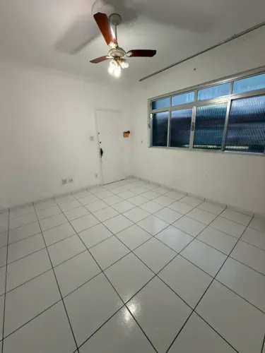 Apartamento 2 quartos para alugar em Encruzilhada - Santos - SP