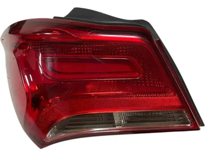 Lanterna Esquerda Chevrolet Onix Joy 2019 Esquerdo/motorista Vermelho