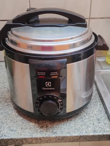Panela elétrica COM DEFEITO 