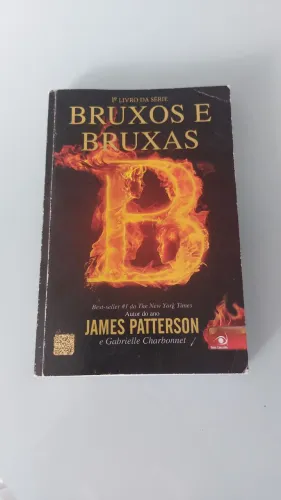 Livro bruxos e bruxas
