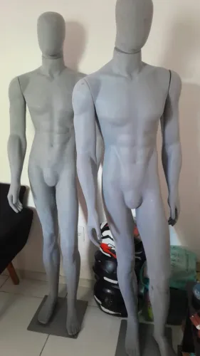 Manequim Masculino Aveludado + Base