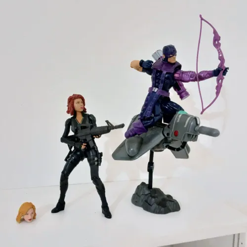 Viuva Negra e Gavião Arqueiro Marvel Legends