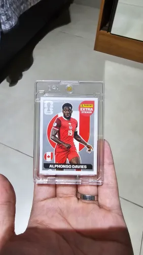 Legend Prata Alphonso Davies Panini Copa do Mundo 2026