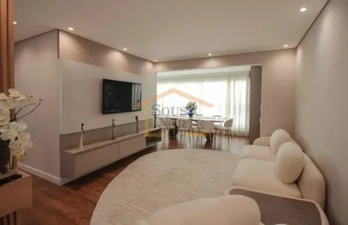 Apartamento 2 dormitórios, sendo 2 suites, 2 vagas de garagem. 86m² Vila Progresso
