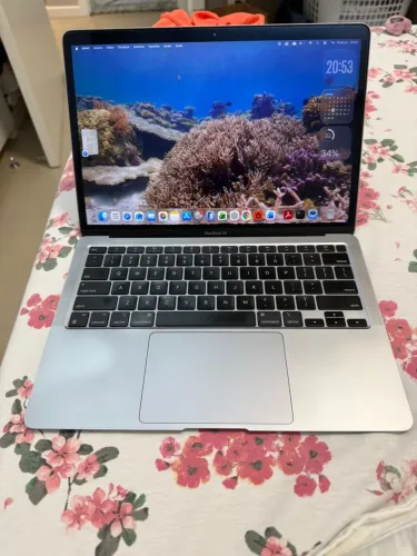 MacBook Air m1 8gb 256HD