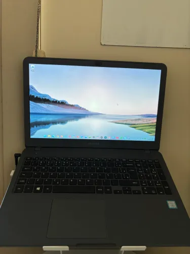 Notebook Samsung 350x perfeito para uso diário, estudos, trabalho e multimídia 