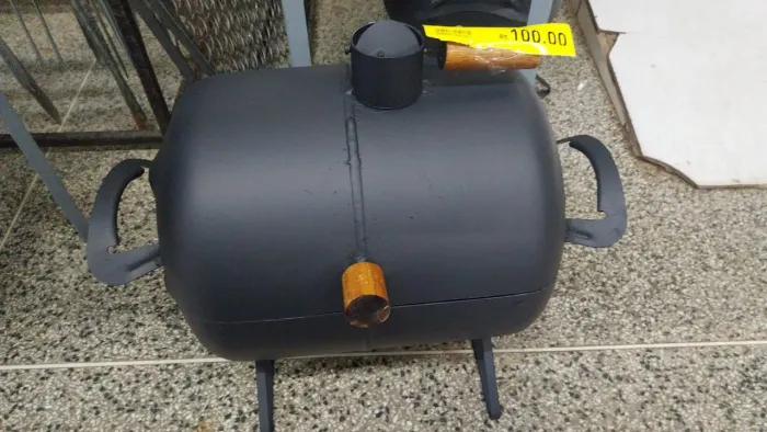 Vendo churrasqueira bafinho