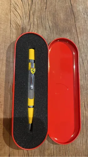 caneta da ferrari original