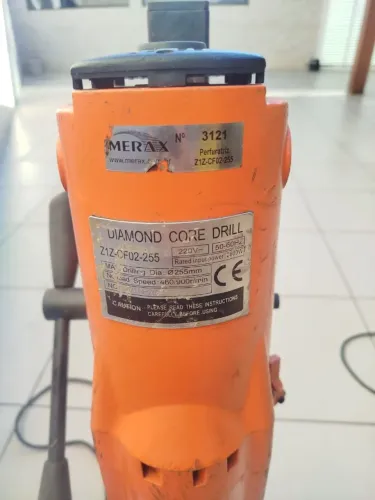 PERFURATRIZ MERAMAX 250 mm