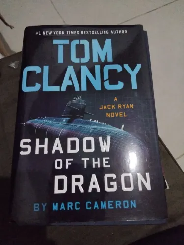 Shadow of the dragon livro çapa dura em ingles