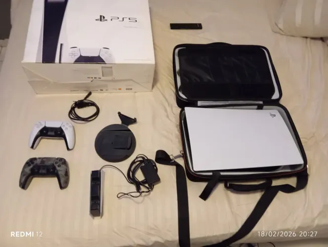 Ps5 FAT com leitor completo , muito novo