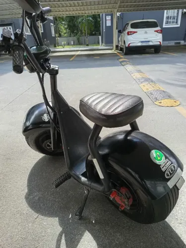 Scooter elétrica TUI 1000W usada