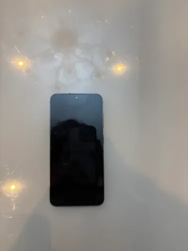 Celular S24 / com cabo / perfeito estado