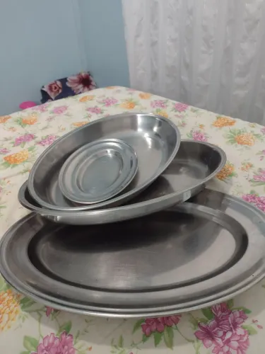 Conj completo Travessas inox legítimo,! Para suas festas ou refeições famíliares