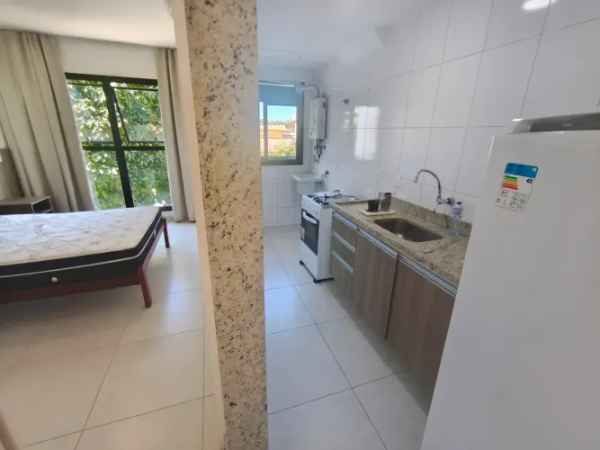 Aptos de 1/4 mobiliados, gar e elevador, Próx as Firmas - Macaé - RJ