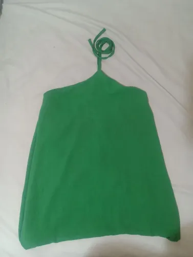 Vestido curto frente única
