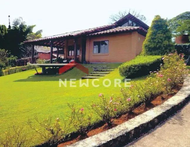 Casa de condomínio em Estrada do Lutero - Paisagem Renoir - Cotia/SP