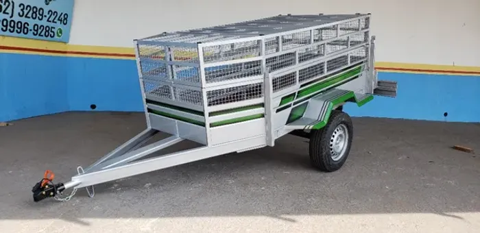 Carretinha sub grade p animais