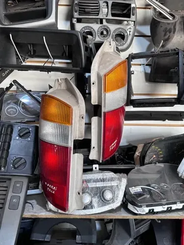 Par de lanterna traseira kia atos prime 1998