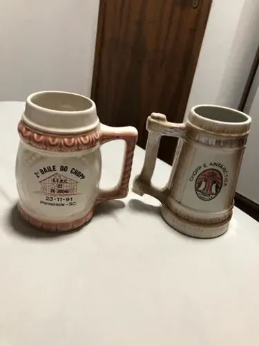 Canecos porcelana antigos Oktoberfest