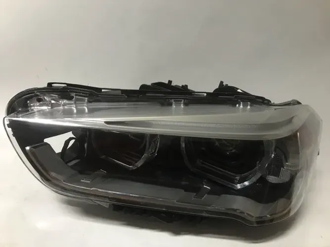 Farol Bmw X1