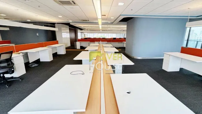 Sala à venda no metrô Santa Cruz - Vila Mariana - São Paulo/SP
