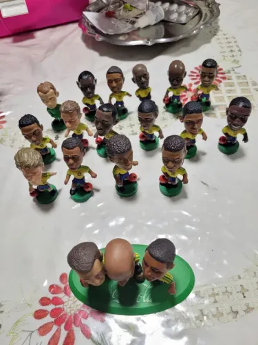 Bonecos de jogadores de futebol - Brasil