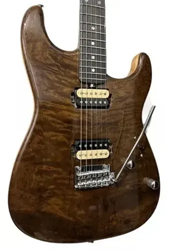 Guitarra KSH estilo Charvel